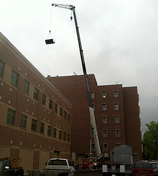 14 ton stinger crane